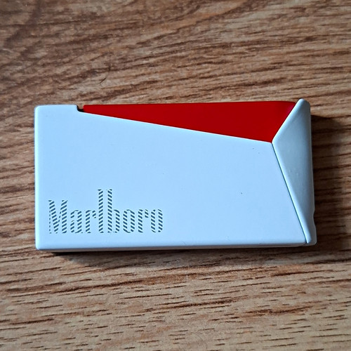 Marlboro werbe feuerzeug promo - marlboro,